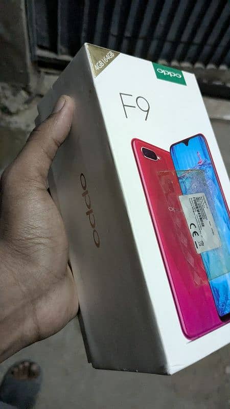 Oppo f9 With Box 4