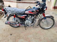 Honda 125  model 2024 10/10 condition walikot ada takht mahl