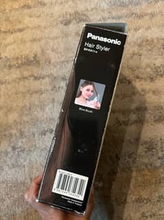 Almost New Panasonic Hair styler blow brush EH-KA11-w