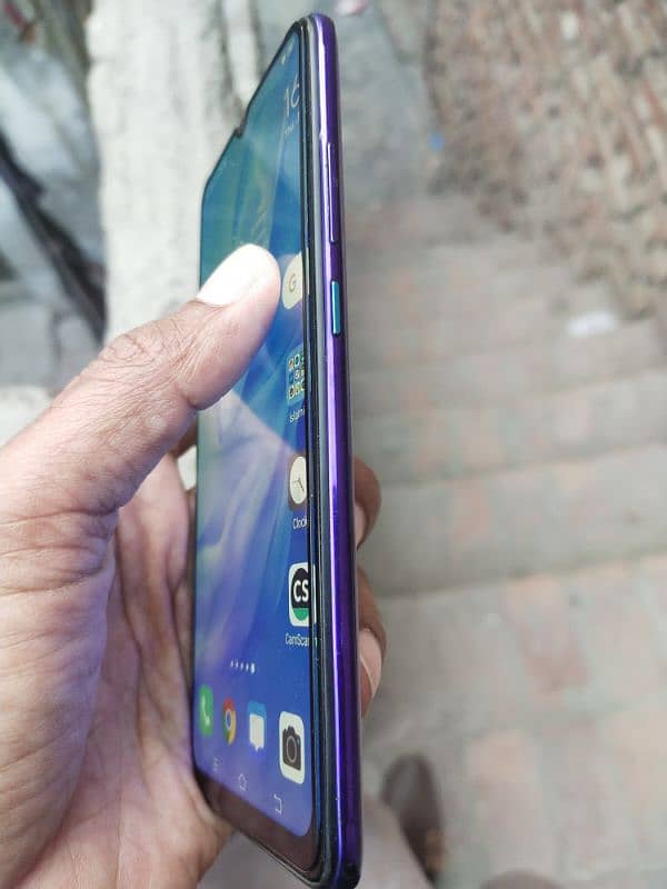 Vivo Y 51 Purple Color (Urgent Cash Needed) 1