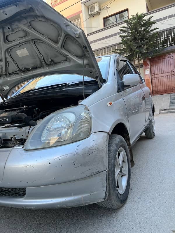 Toyota Vitz 2004 12