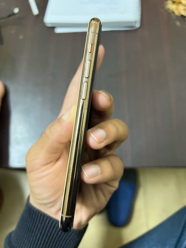 Iphone 11 Pro Non PTA 2