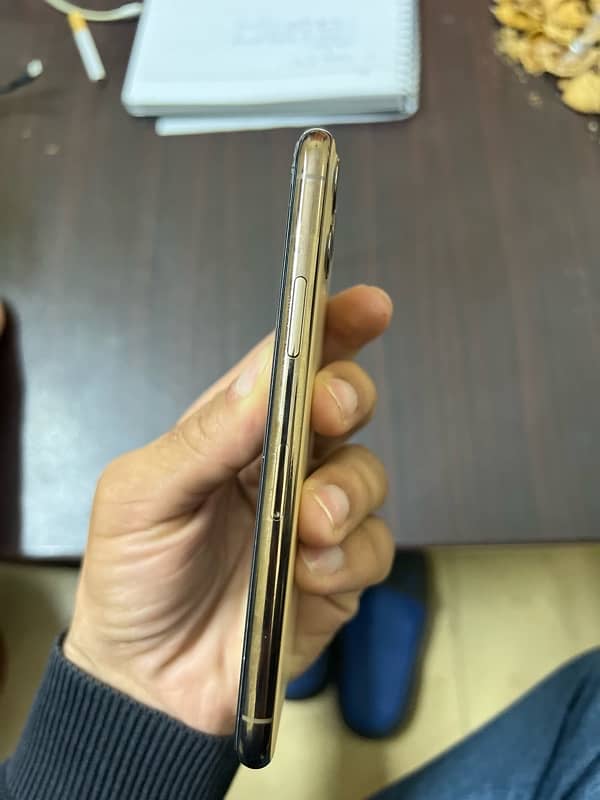 Iphone 11 Pro Non PTA 6