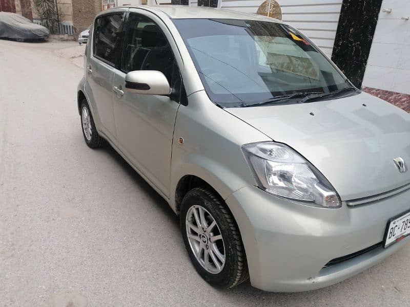 Toyota Passo 2005 an excellent condition 2