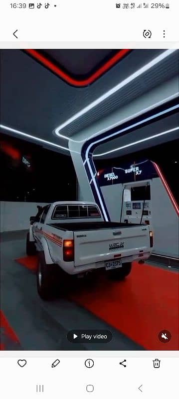 Toyota Hilux 1992 4×4 2.7 petrol injen 4