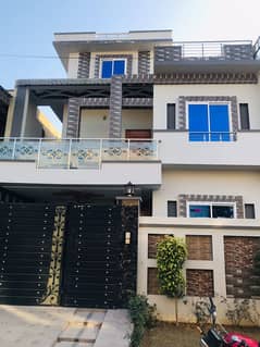 8 Marla Beautiful House Available For Sale