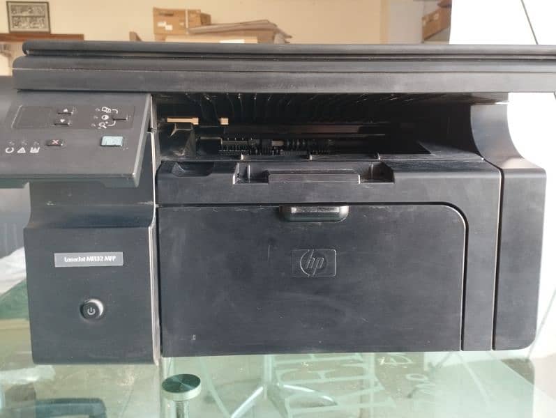 HP LASERJET M1132 MFP 3 in 1 2