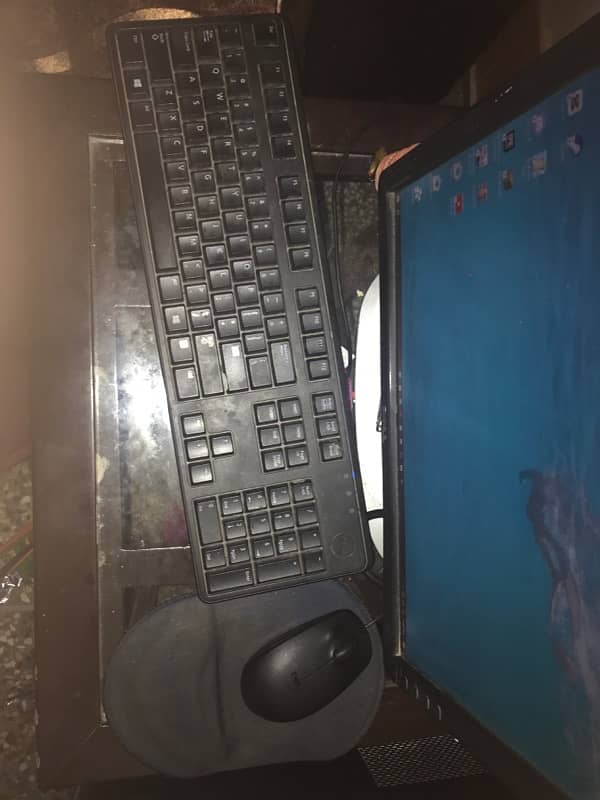 pc with display,mouse,speakers,extra hard drive and keyboard 4