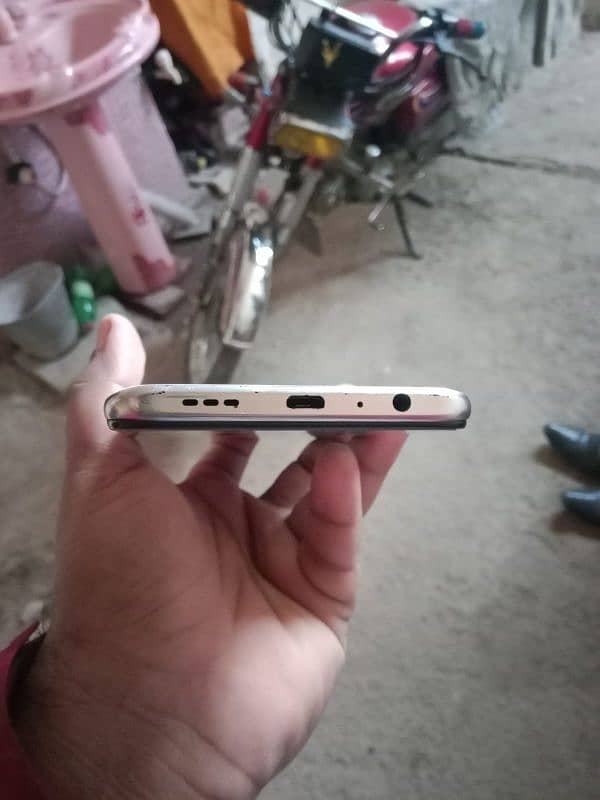 oppo F11 8/256 for sale and exchange possible 1