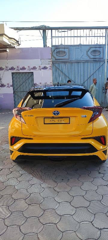 Toyota C-HR G 2018/2024 5