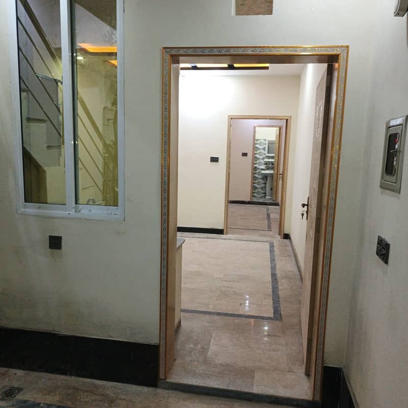 Prime Location 5 Marla Upper Portion For rent In Rs. 25000 Only 7