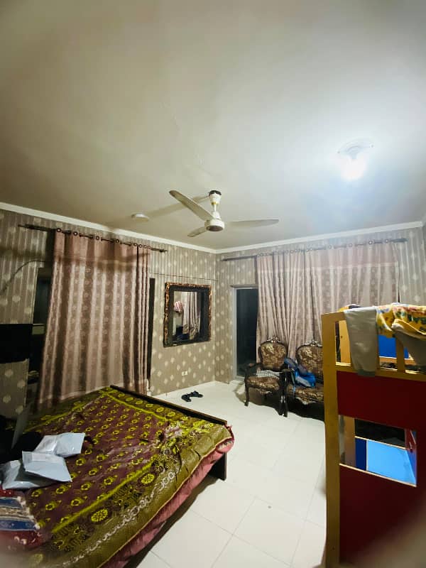 Facing Park 8marla European Villa For Sale In Bahria Town. 3