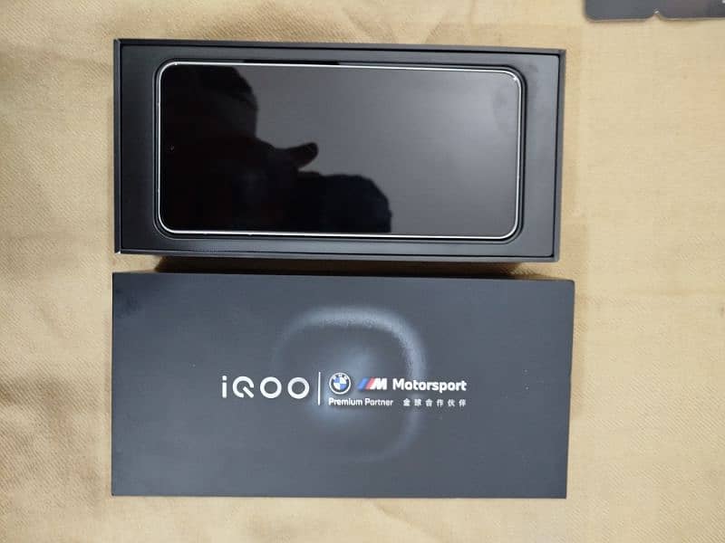 VIVO IQOO 13 Official Approved 4