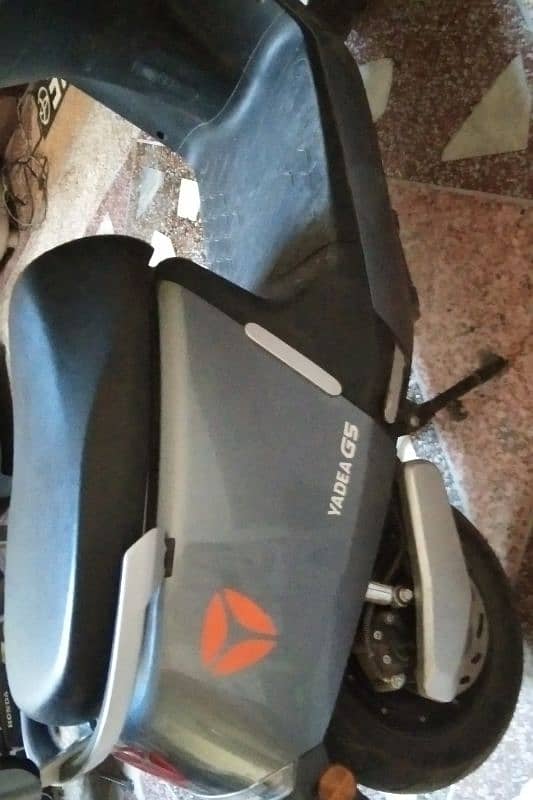 YADEA  G 5 ELECTRIC SCOOTER 4