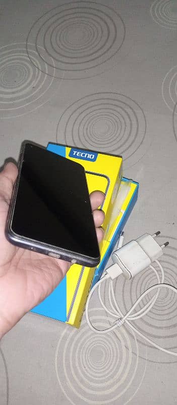 Tecno spark 6 6