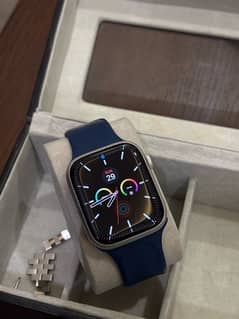 Apple Watch Series 8