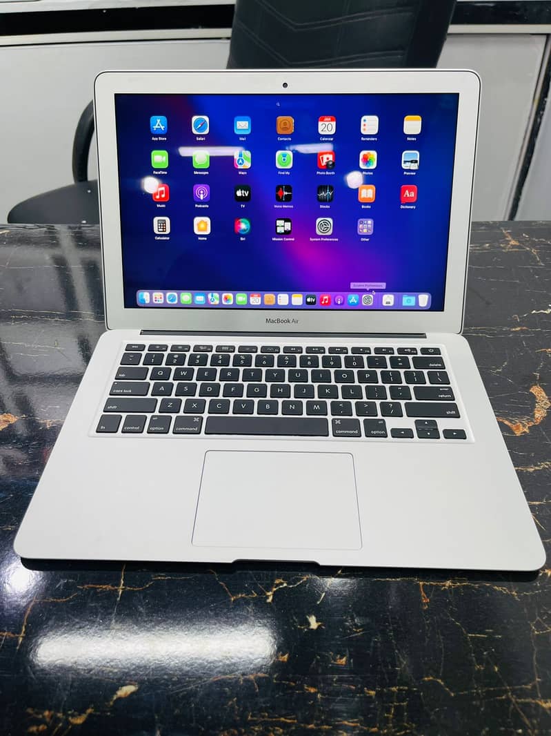 APPLE MACBOOK AIR 2017 13'' DISPLAY 1