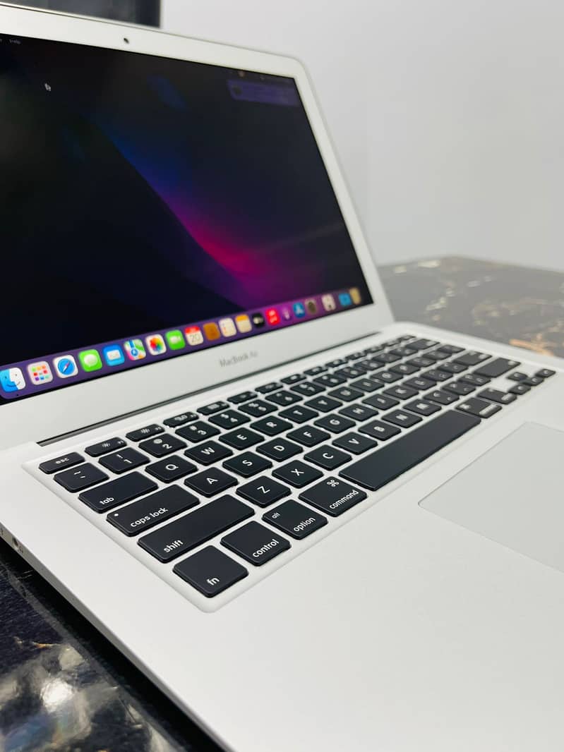 APPLE MACBOOK AIR 2017 13'' DISPLAY 5