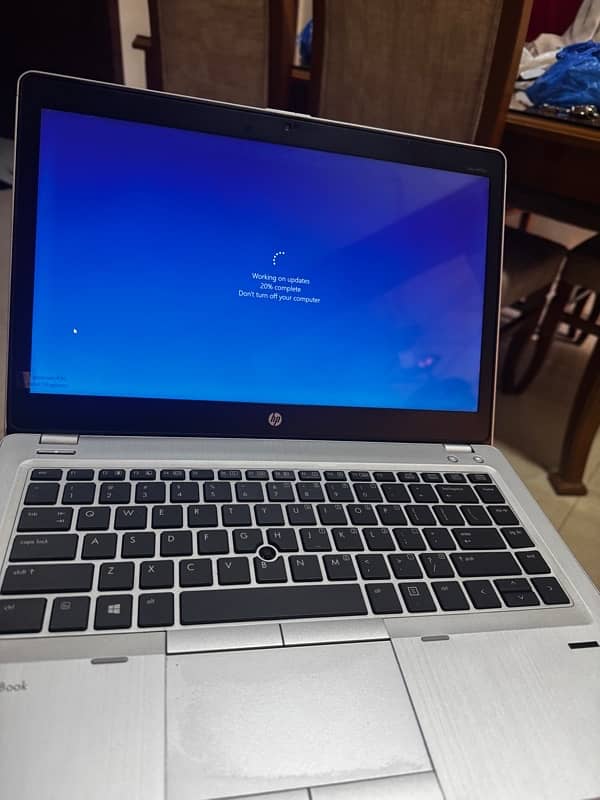 HP 3rd GEN i7  latest model 8