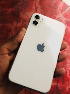 IPHONE 11 (128) gb