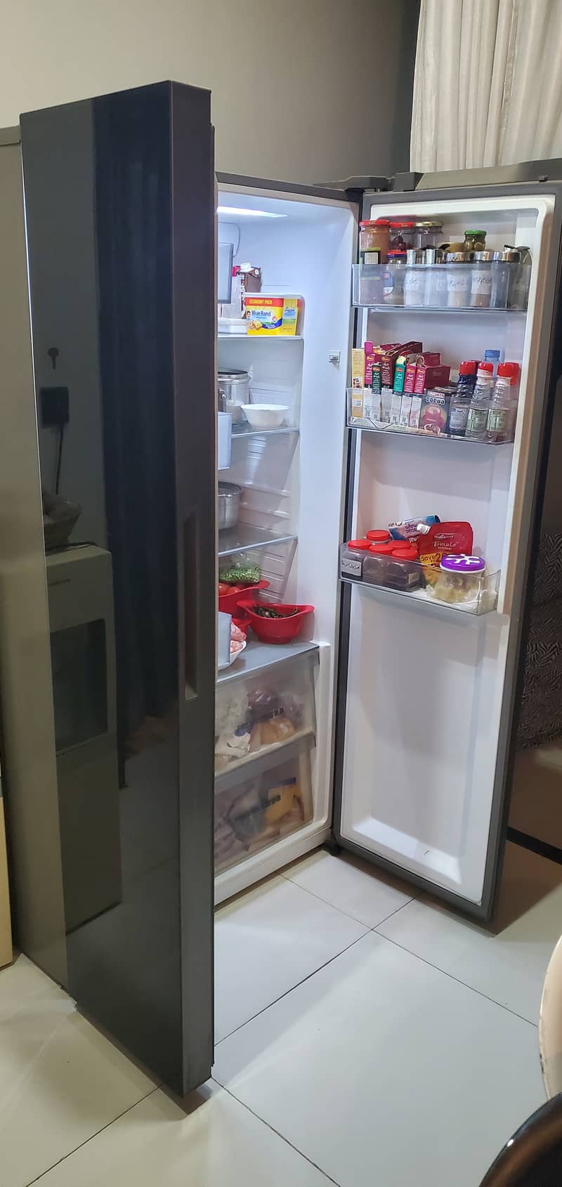 HAIER MODEL INVERTOR DOUBLE DOOR FRIDGE 5