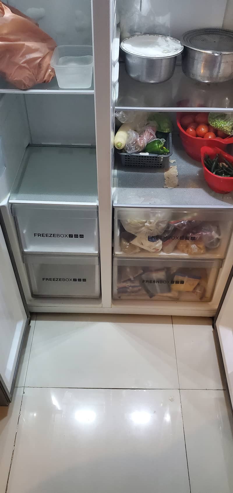 HAIER MODEL INVERTOR DOUBLE DOOR FRIDGE 16