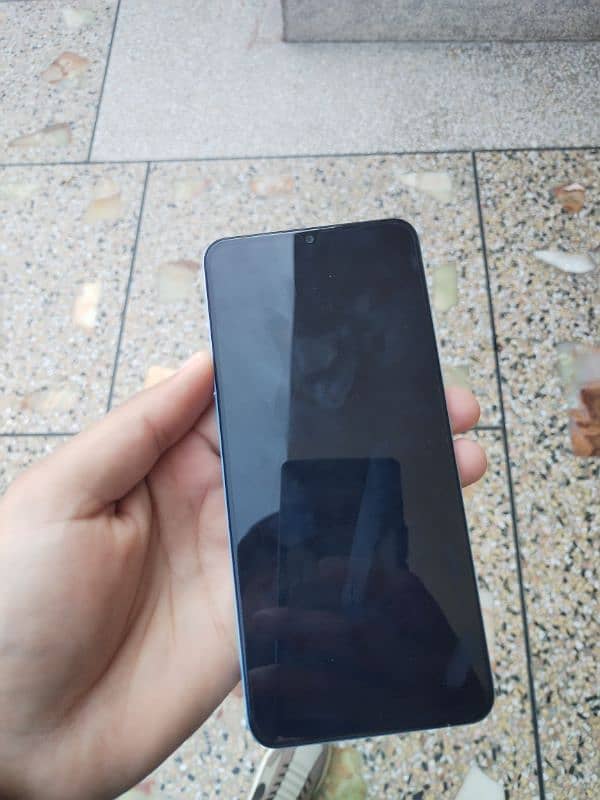 urgent sale Realme note 50 1