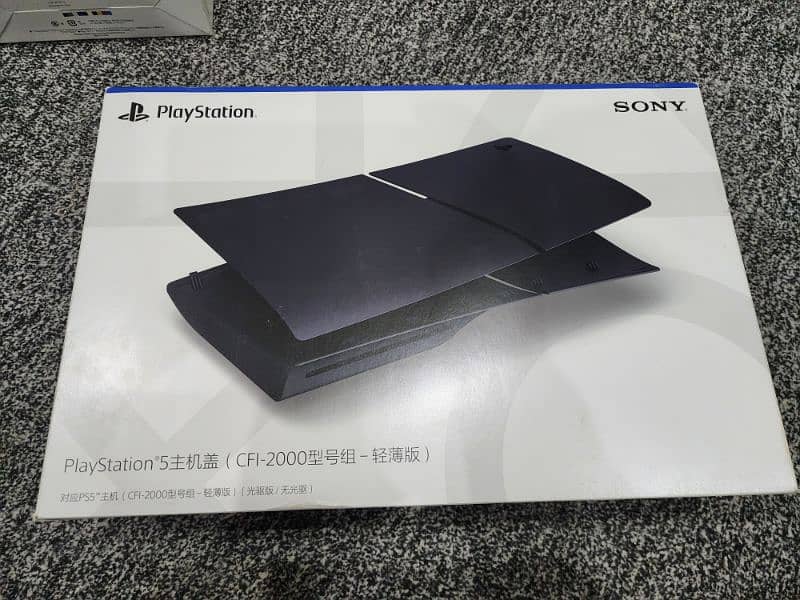 Ps5 Slim midnight black Dualsense and faceplate 2