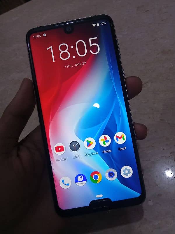 Sharp Aquos R3 0