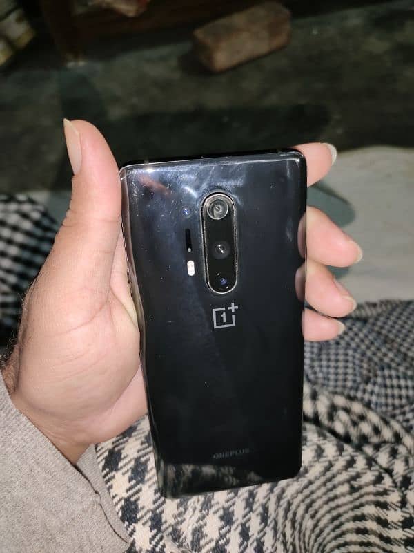 one plus 8 pro 8/128 gb pta aproved tuch gilas break side se 1 line hy 0