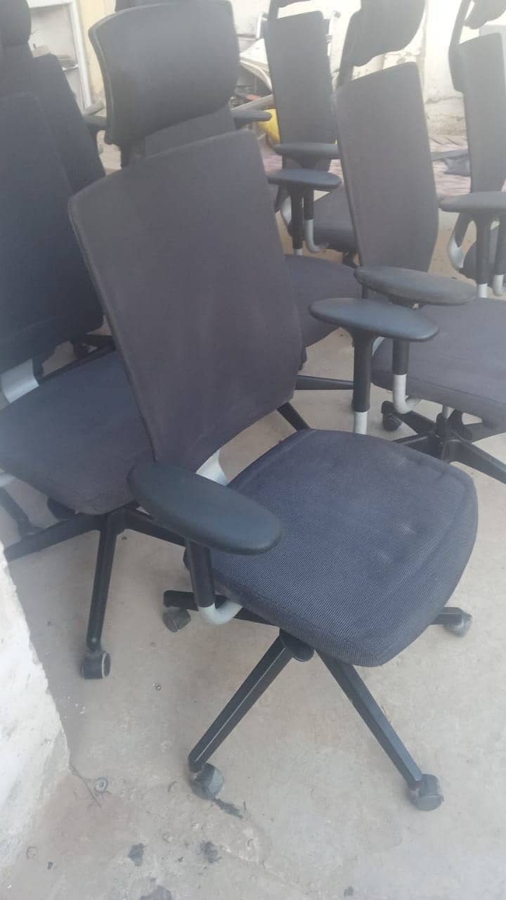 Used Korean chair - chairs - office chairs - revolving chair 16