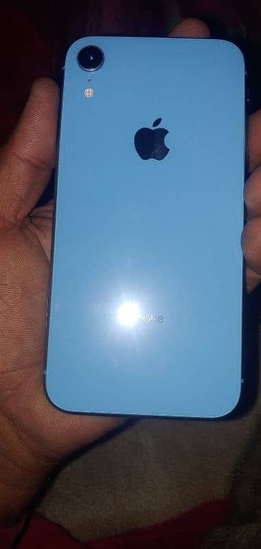 iphone XR 1