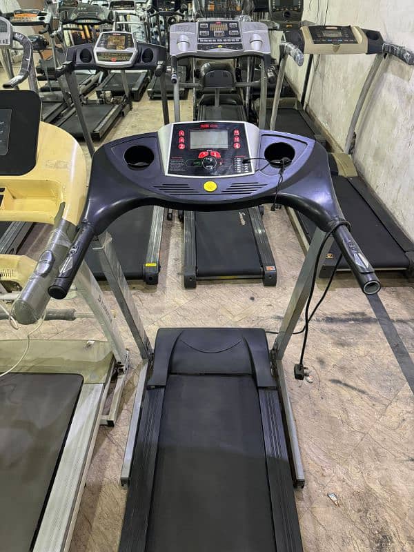 Treadmills / Running Machine / Elleptical  / Spinning bike / Gym cycle 13