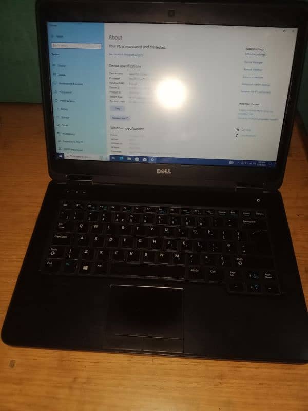 Dell Latitude E5440 0