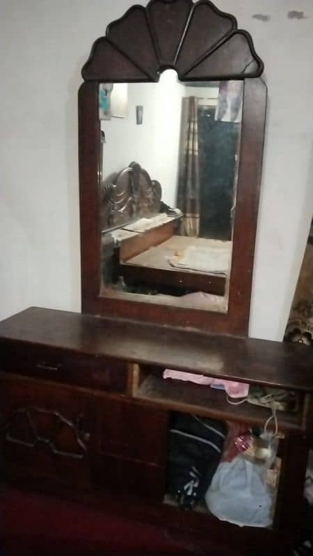 dressing table urgent sell 0