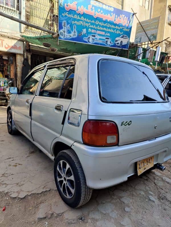 Daihatsu Cuore 2000 5