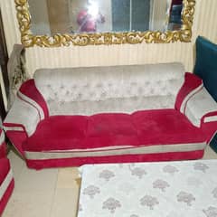 I am selling in my solid sofa