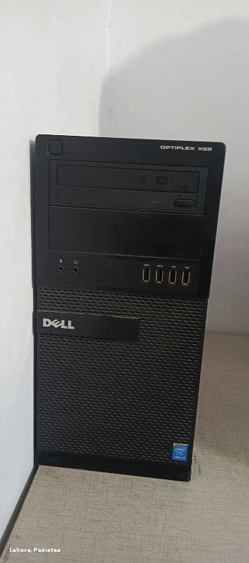 Desktop computer 6