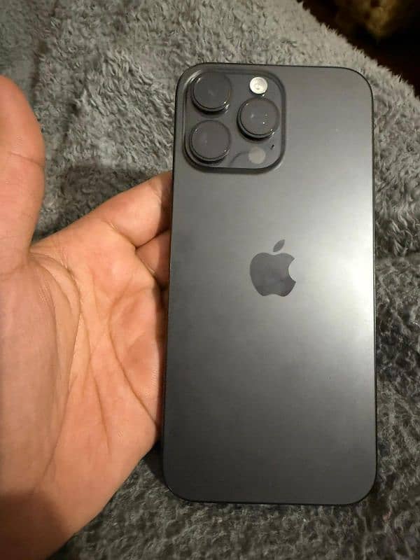 iphone 16 pro max non pta non active 3