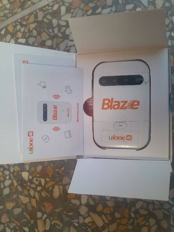 PTCL Ufon 4G Blaz"e  High Speed Mobile  BroadBand 1