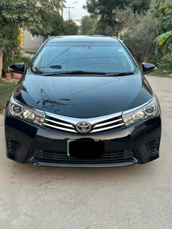 Toyota Altis Grande 2015 1