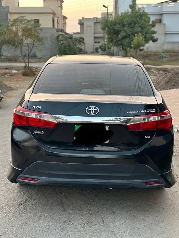 Toyota Altis Grande 2015 4