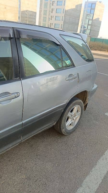 Toyota Harrier 2004 9