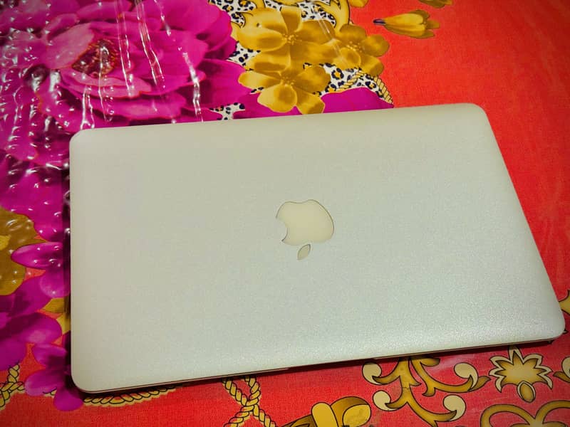 Macbook Air 2013 4,128gb 1