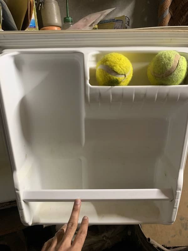 single door room fridge 2