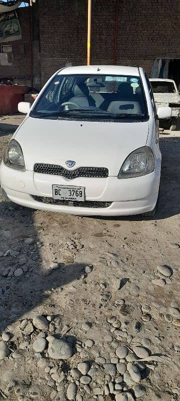 Toyota Vitz 2000 5