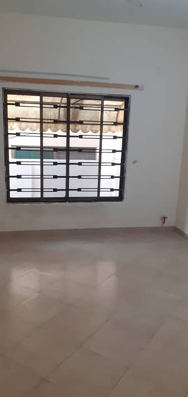 4 Bed Double Storey SD House Available For Sale In Askari 13 11