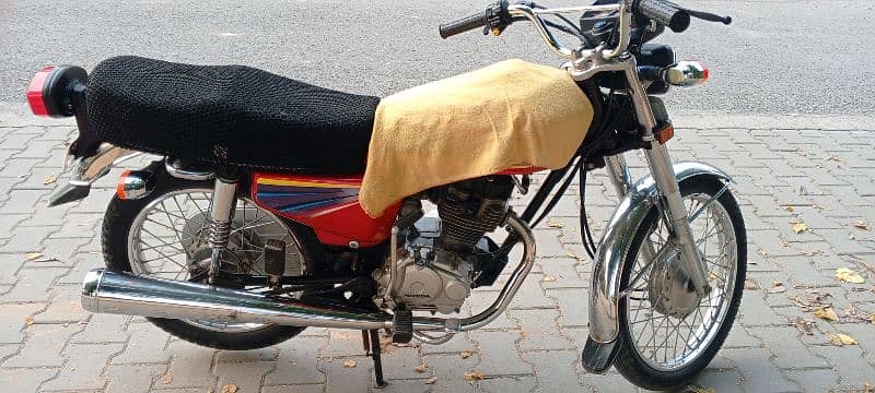 Honda 125 Euro 2 13