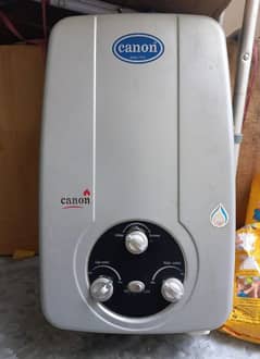 Canon instant gas geiser