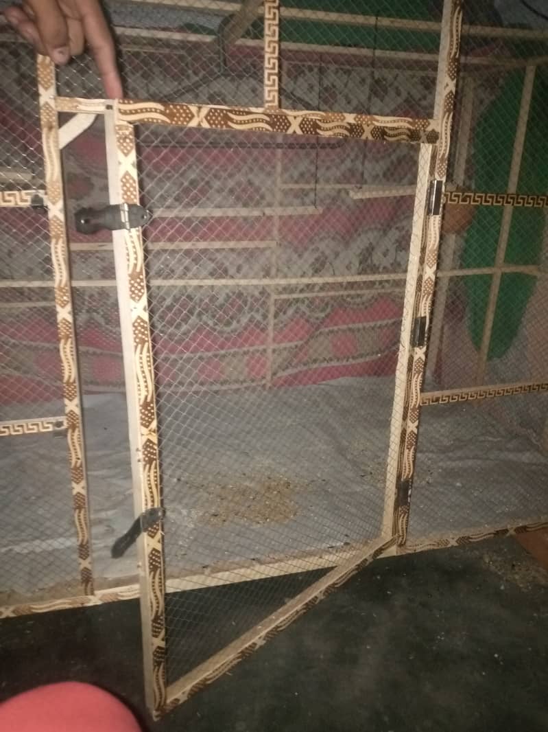 Hen and patots cage small time use good condition  6000 5